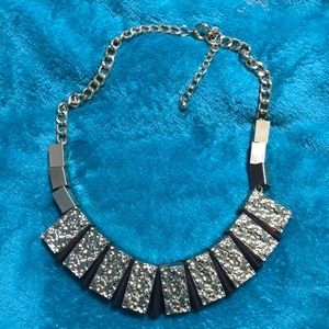 Black & gold chain statement necklace NWOT